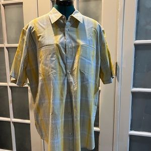 Yellow & Gray Plaid Carbon 2 Cobalt Button- down Shirt - EUC